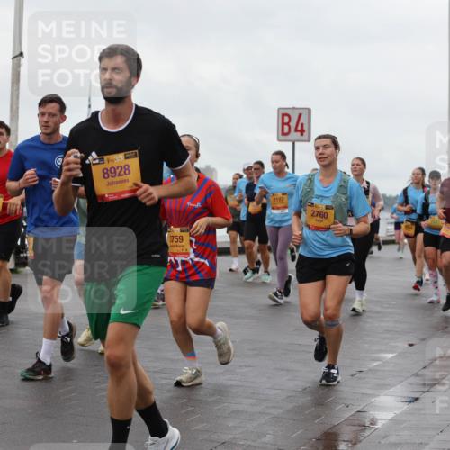 13.09.2026 - Kiel Lauf Andreas Tolksdorf http://msf.ph/oto/10403614 13.09.2026 11:03:55 Kiellinie 6389, 4, 38, 8928, 4, 3759, 8182, 2760, 6329 meine-sportfotos.de