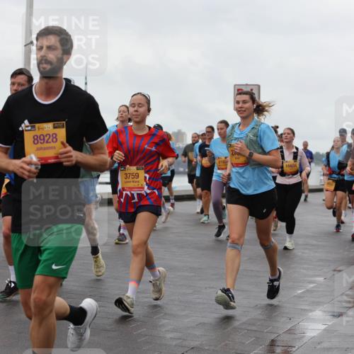 13.09.2026 - Kiel Lauf Andreas Tolksdorf http://msf.ph/oto/10403618 13.09.2026 11:03:55 Kiellinie 4, 38, 8928, 3759, 8182, 270, 11634, 6529 meine-sportfotos.de