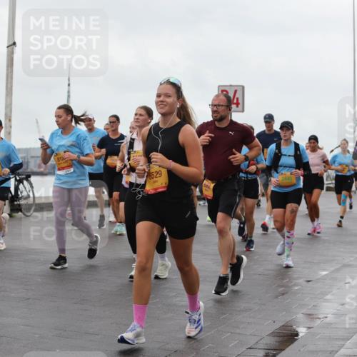 13.09.2026 - Kiel Lauf Andreas Tolksdorf http://msf.ph/oto/10403646 13.09.2026 11:03:56 Kiellinie 1453, 2723, 813, 6529, 2445, 80 meine-sportfotos.de