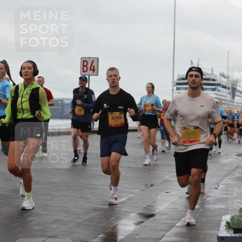 13.09.2026 - Kiel Lauf Andreas Tolksdorf http://msf.ph/oto/10403726 13.09.2026 11:04:01 Kiellinie 4, 120312181, 378, 6343, 38, 7607, 7236, 25 meine-sportfotos.de