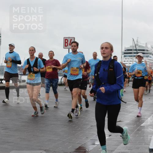 13.09.2026 - Kiel Lauf Andreas Tolksdorf http://msf.ph/oto/10403757 13.09.2026 11:04:05 Kiellinie 6304, 2933, 10402, 3, 11891 meine-sportfotos.de