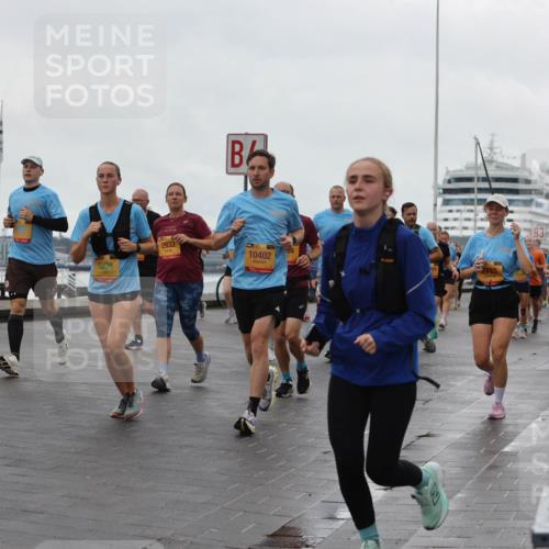13.09.2026 - Kiel Lauf Andreas Tolksdorf http://msf.ph/oto/10403758 13.09.2026 11:04:05 Kiellinie 6304, 2933, 10402, 7793, 3, 11891 meine-sportfotos.de