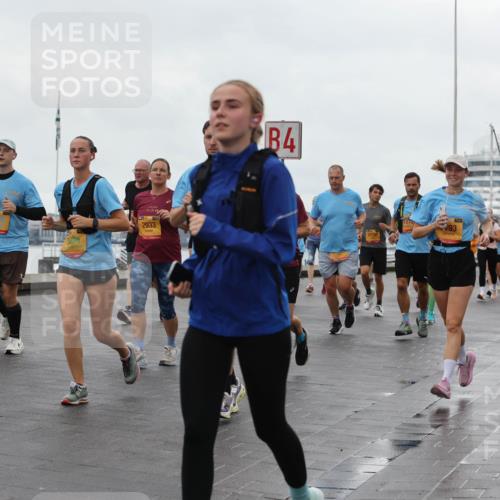 13.09.2026 - Kiel Lauf Andreas Tolksdorf http://msf.ph/oto/10403772 13.09.2026 11:04:05 Kiellinie 2933, 4, 93, 3, 11891 meine-sportfotos.de