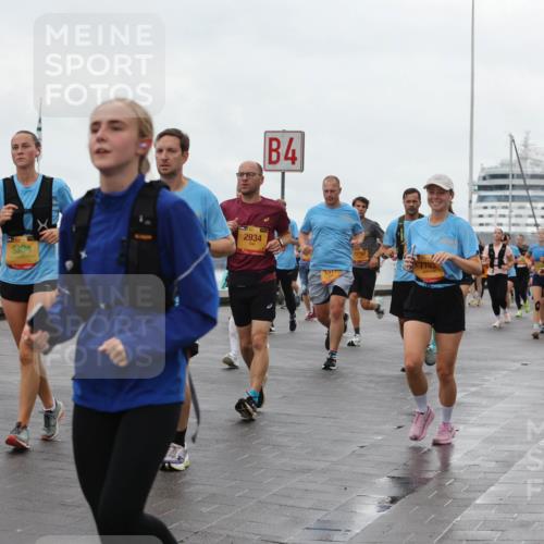 13.09.2026 - Kiel Lauf Andreas Tolksdorf http://msf.ph/oto/10403779 13.09.2026 11:04:06 Kiellinie 2934, 630, 4, 10387, 7793, 118, 12231 meine-sportfotos.de
