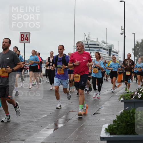 13.09.2026 - Kiel Lauf Andreas Tolksdorf http://msf.ph/oto/10403841 13.09.2026 11:04:09 Kiellinie 4, 1072, 38, 11891, 355, 12231, 12116 meine-sportfotos.de