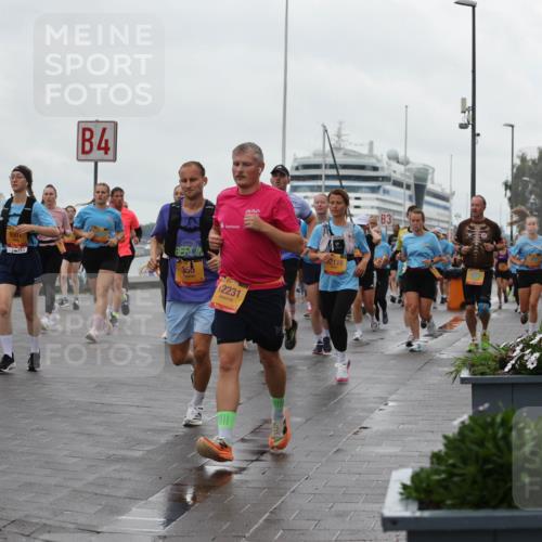 13.09.2026 - Kiel Lauf Andreas Tolksdorf http://msf.ph/oto/10403850 13.09.2026 11:04:09 Kiellinie 11, 38, 11891, 4, 930, 355, 12231, 2116, 3 meine-sportfotos.de