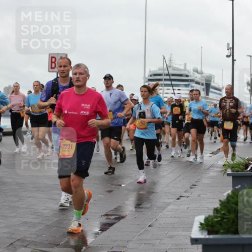 13.09.2026 - Kiel Lauf Andreas Tolksdorf http://msf.ph/oto/10403864 13.09.2026 11:04:10 Kiellinie 9301, 31749, 2231 meine-sportfotos.de