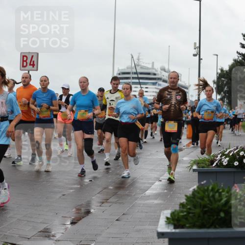 13.09.2026 - Kiel Lauf Andreas Tolksdorf http://msf.ph/oto/10403896 13.09.2026 11:04:11 Kiellinie 38, 12116, 4, 9032, 6609, 552 meine-sportfotos.de