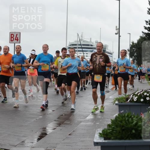 13.09.2026 - Kiel Lauf Andreas Tolksdorf http://msf.ph/oto/10403901 13.09.2026 11:04:12 Kiellinie 38, 116, 903, 4, 8289 meine-sportfotos.de