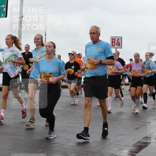 13.09.2026 - Kiel Lauf Andreas Tolksdorf http://msf.ph/oto/10403962 13.09.2026 11:04:17 Kiellinie 3, 2904, 4, 3955, 1207, 9432, 4387, 9457, 21, 38, 1432 meine-sportfotos.de