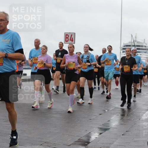 13.09.2026 - Kiel Lauf Andreas Tolksdorf http://msf.ph/oto/10403968 13.09.2026 11:04:17 Kiellinie 8399, 3955, 4, 9432, 481, 1207, 4387, 3, 2524 meine-sportfotos.de