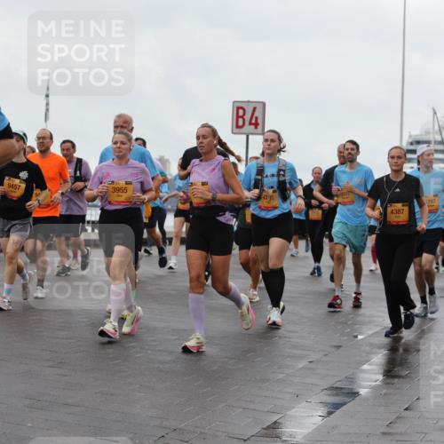 13.09.2026 - Kiel Lauf Andreas Tolksdorf http://msf.ph/oto/10403976 13.09.2026 11:04:18 Kiellinie 1, 39, 12684, 9457, 3955, 4, 4131, 1767, 4387, 2524 meine-sportfotos.de