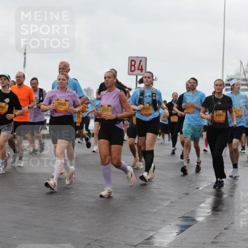 13.09.2026 - Kiel Lauf Andreas Tolksdorf http://msf.ph/oto/10403977 13.09.2026 11:04:18 Kiellinie 2684, 9457, 3955, 4, 9432, 4181, 5767, 4387, 2524 meine-sportfotos.de