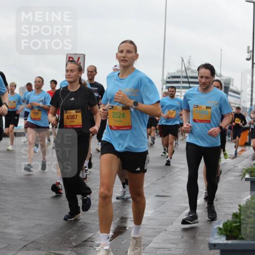 13.09.2026 - Kiel Lauf Andreas Tolksdorf http://msf.ph/oto/10404003 13.09.2026 11:04:19 Kiellinie 4181, 1502, 1, 38, 4387, 13, 38, 11435, 3017, 2524 meine-sportfotos.de