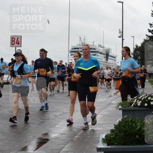 13.09.2026 - Kiel Lauf Andreas Tolksdorf http://msf.ph/oto/10404080 13.09.2026 11:04:26 Kiellinie 7, 2801, 4, 313, 12322 meine-sportfotos.de