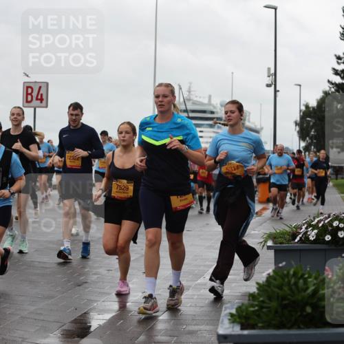 13.09.2026 - Kiel Lauf Andreas Tolksdorf http://msf.ph/oto/10404094 13.09.2026 11:04:26 Kiellinie 2801, 313, 4, 12322, 7159, 381, 7529, 5311 meine-sportfotos.de