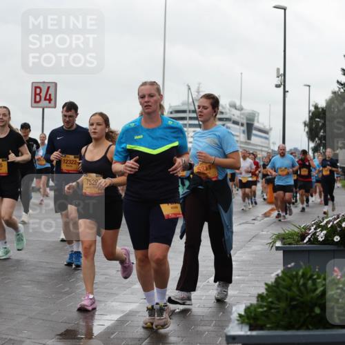 13.09.2026 - Kiel Lauf Andreas Tolksdorf http://msf.ph/oto/10404100 13.09.2026 11:04:27 Kiellinie 2801, 31, 385, 4, 12322, 7529 meine-sportfotos.de
