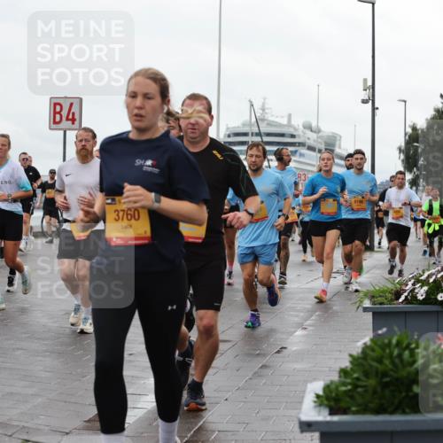 13.09.2026 - Kiel Lauf Andreas Tolksdorf http://msf.ph/oto/10404158 13.09.2026 11:04:34 Kiellinie 8873, 4, 3760, 3, 8196 meine-sportfotos.de