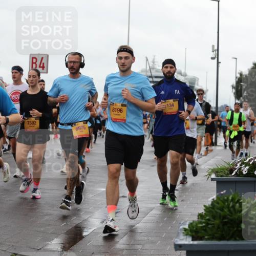 13.09.2026 - Kiel Lauf Andreas Tolksdorf http://msf.ph/oto/10404181 13.09.2026 11:04:37 Kiellinie 3299, 38, 7533, 4, 7502, 6975, 38, 8196, 134 meine-sportfotos.de
