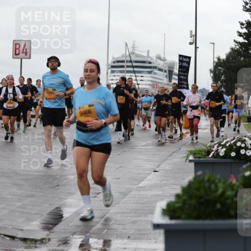 13.09.2026 - Kiel Lauf Andreas Tolksdorf http://msf.ph/oto/10404271 13.09.2026 11:05:00 Kiellinie 9751, 4, 12083, 9466, 3 meine-sportfotos.de