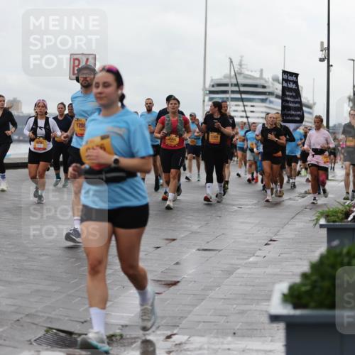 13.09.2026 - Kiel Lauf Andreas Tolksdorf http://msf.ph/oto/10404287 13.09.2026 11:05:01 Kiellinie 4838, 9751, 1208, 5304, 2006, 1747 meine-sportfotos.de
