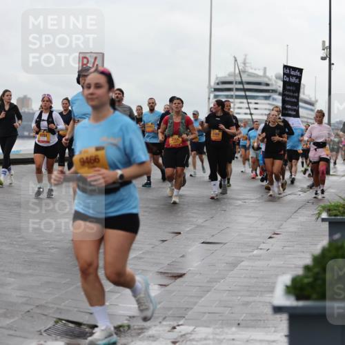 13.09.2026 - Kiel Lauf Andreas Tolksdorf http://msf.ph/oto/10404290 13.09.2026 11:05:01 Kiellinie 4838, 9751, 9466, 2006, 5304, 1747 meine-sportfotos.de