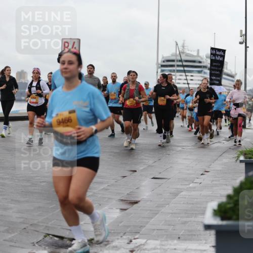 13.09.2026 - Kiel Lauf Andreas Tolksdorf http://msf.ph/oto/10404291 13.09.2026 11:05:01 Kiellinie 9751, 9466, 2006, 5304 meine-sportfotos.de