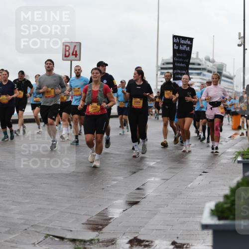 13.09.2026 - Kiel Lauf Andreas Tolksdorf http://msf.ph/oto/10404317 13.09.2026 11:05:02 Kiellinie 4, 10493, 12083, 751, 2006, 0, 5304, 1320, 1747 meine-sportfotos.de