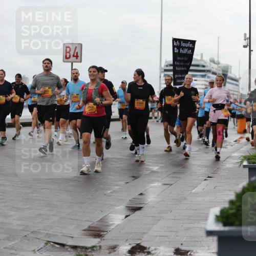 13.09.2026 - Kiel Lauf Andreas Tolksdorf http://msf.ph/oto/10404319 13.09.2026 11:05:03 Kiellinie 83, 9751, 4, 10493, 2006, 5304, 1320, 1747 meine-sportfotos.de