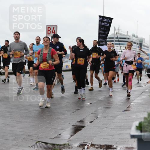 13.09.2026 - Kiel Lauf Andreas Tolksdorf http://msf.ph/oto/10404335 13.09.2026 11:05:03 Kiellinie 9751, 7201, 933, 104, 4, 2000, 5304, 1320, 1747 meine-sportfotos.de