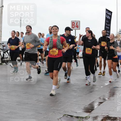 13.09.2026 - Kiel Lauf Andreas Tolksdorf http://msf.ph/oto/10404339 13.09.2026 11:05:04 Kiellinie 9751, 933, 4, 2006, 5304, 1320, 50 meine-sportfotos.de