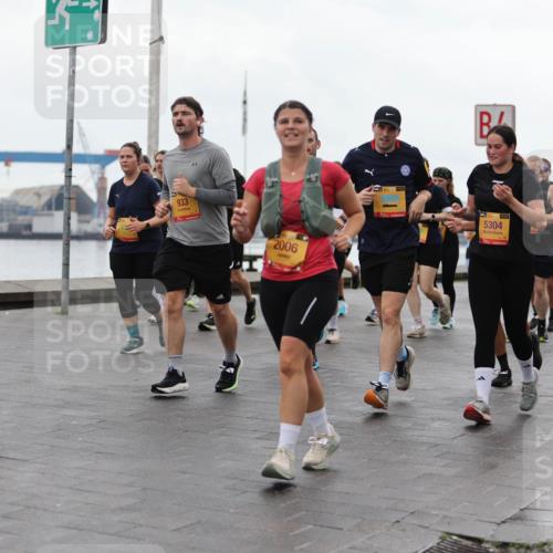13.09.2026 - Kiel Lauf Andreas Tolksdorf http://msf.ph/oto/10404353 13.09.2026 11:05:04 Kiellinie 9751, 31, 933, 2006, 905, 5304, 2620 meine-sportfotos.de