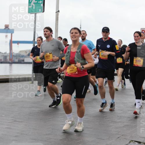 13.09.2026 - Kiel Lauf Andreas Tolksdorf http://msf.ph/oto/10404360 13.09.2026 11:05:05 Kiellinie 9751, 933, 2000, 34, 5304 meine-sportfotos.de