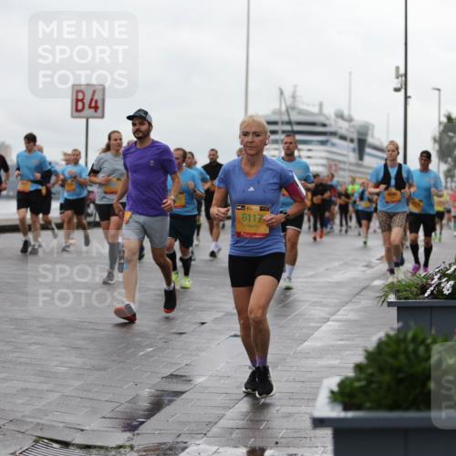 13.09.2026 - Kiel Lauf Andreas Tolksdorf http://msf.ph/oto/10404376 13.09.2026 11:05:12 Kiellinie 4, 1, 38, 6117, 00 meine-sportfotos.de