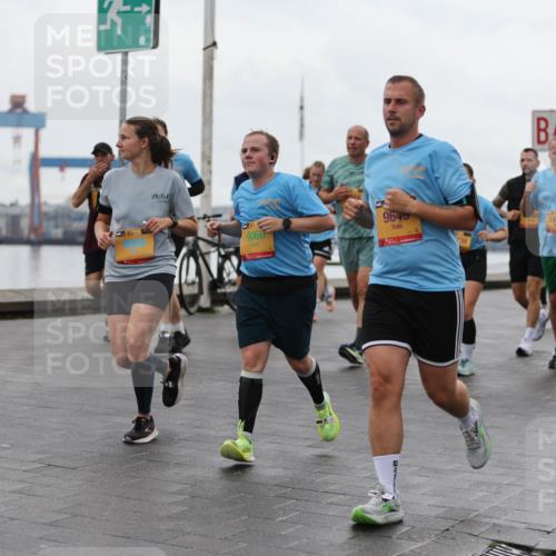 13.09.2026 - Kiel Lauf Andreas Tolksdorf http://msf.ph/oto/10404431 13.09.2026 11:05:15 Kiellinie 38, 9065, 9066, 9649, 11044, 9099 meine-sportfotos.de