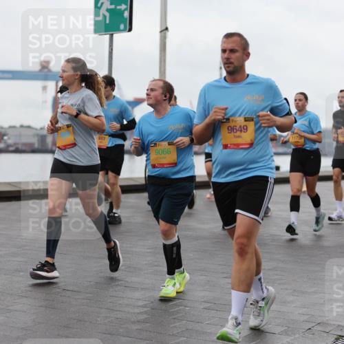 13.09.2026 - Kiel Lauf Andreas Tolksdorf http://msf.ph/oto/10404437 13.09.2026 11:05:15 Kiellinie 38, 4, 9649, 11738, 11044, 9, 917, 38, 9066, 9099 meine-sportfotos.de