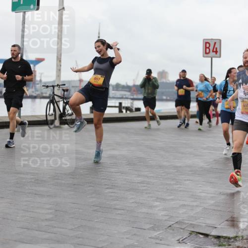 13.09.2026 - Kiel Lauf Andreas Tolksdorf http://msf.ph/oto/10404492 13.09.2026 11:05:20 Kiellinie 857, 4, 6155, 1027 meine-sportfotos.de