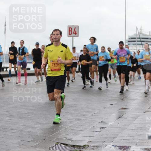 13.09.2026 - Kiel Lauf Andreas Tolksdorf http://msf.ph/oto/10404524 13.09.2026 11:05:24 Kiellinie 39, 1820, 39, 7778, 4, 11631 meine-sportfotos.de
