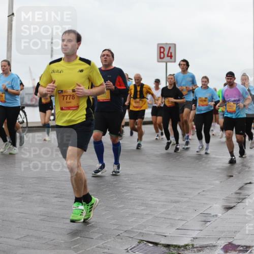 13.09.2026 - Kiel Lauf Andreas Tolksdorf http://msf.ph/oto/10404536 13.09.2026 11:05:24 Kiellinie 2936, 11, 39, 7778, 4, 10246, 9282, 11631, 2161 meine-sportfotos.de