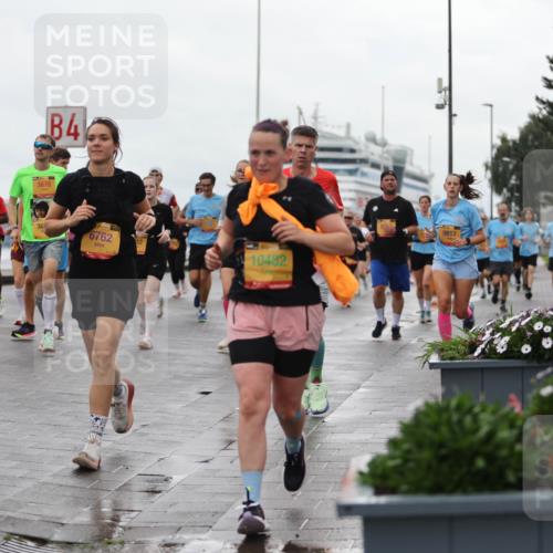 13.09.2026 - Kiel Lauf Andreas Tolksdorf http://msf.ph/oto/10404595 13.09.2026 11:05:27 Kiellinie 4, 3678, 36, 6762, 10482, 9817 meine-sportfotos.de