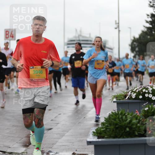 13.09.2026 - Kiel Lauf Andreas Tolksdorf http://msf.ph/oto/10404602 13.09.2026 11:05:29 Kiellinie 4, 96, 4, 38, 3946, 9817 meine-sportfotos.de
