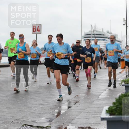 13.09.2026 - Kiel Lauf Andreas Tolksdorf http://msf.ph/oto/10404635 13.09.2026 11:05:33 Kiellinie 8296, 4, 11894, 10832, 10619, 39, 1337, 1255, 5055 meine-sportfotos.de