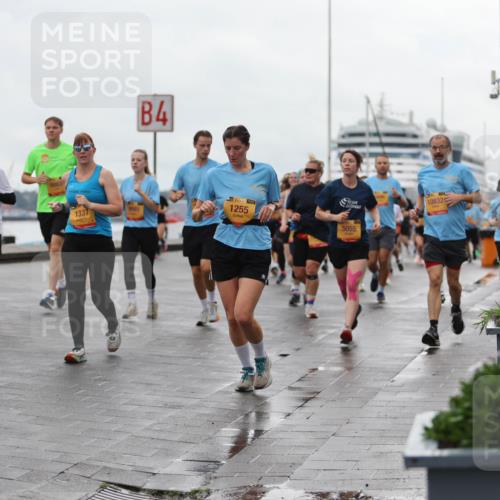 13.09.2026 - Kiel Lauf Andreas Tolksdorf http://msf.ph/oto/10404638 13.09.2026 11:05:33 Kiellinie 06, 6863, 1337, 4, 38, 1255, 9901, 5055, 10832, 11894 meine-sportfotos.de