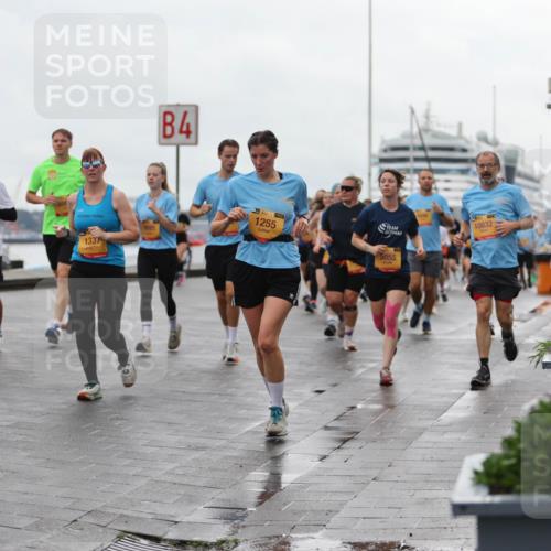 13.09.2026 - Kiel Lauf Andreas Tolksdorf http://msf.ph/oto/10404639 13.09.2026 11:05:33 Kiellinie 4, 39, 1255, 5055, 1337, 10832, 11894 meine-sportfotos.de