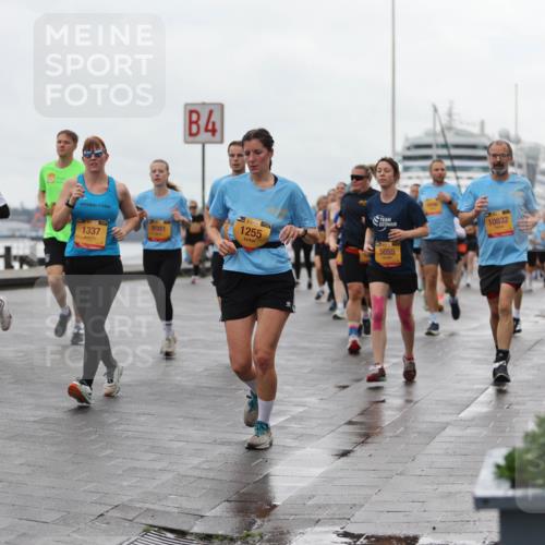 13.09.2026 - Kiel Lauf Andreas Tolksdorf http://msf.ph/oto/10404645 13.09.2026 11:05:33 Kiellinie 1337, 4, 9981, 39, 1255, 10832, 5055, 11894 meine-sportfotos.de