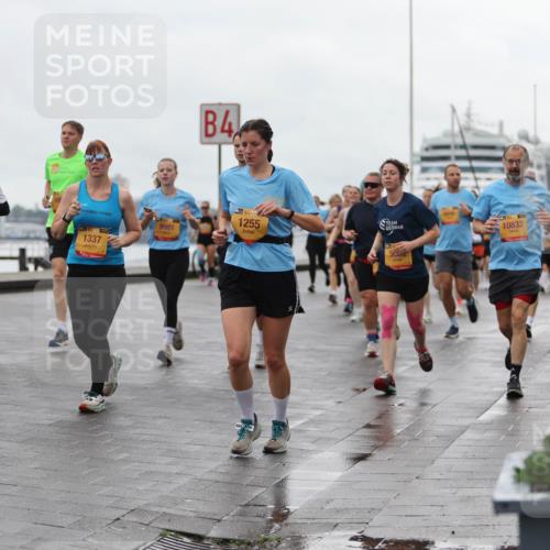 13.09.2026 - Kiel Lauf Andreas Tolksdorf http://msf.ph/oto/10404647 13.09.2026 11:05:33 Kiellinie 1337, 4, 1255, 9981, 10832, 11894 meine-sportfotos.de