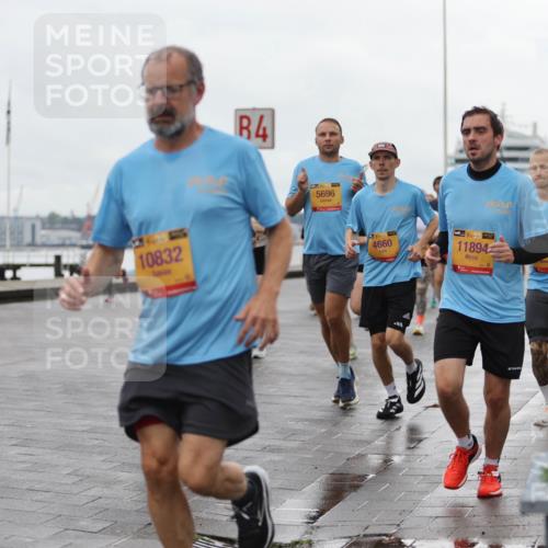 13.09.2026 - Kiel Lauf Andreas Tolksdorf http://msf.ph/oto/10404697 13.09.2026 11:05:36 Kiellinie 10832, 4, 5696, 4660, 38, 11894 meine-sportfotos.de