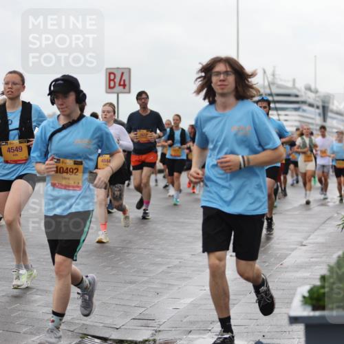 13.09.2026 - Kiel Lauf Andreas Tolksdorf http://msf.ph/oto/10404747 13.09.2026 11:05:38 Kiellinie 38, 4549, 38, 10492, 4844, 4 meine-sportfotos.de