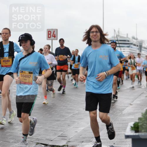 13.09.2026 - Kiel Lauf Andreas Tolksdorf http://msf.ph/oto/10404748 13.09.2026 11:05:38 Kiellinie 38, 4549, 10492, 4 meine-sportfotos.de