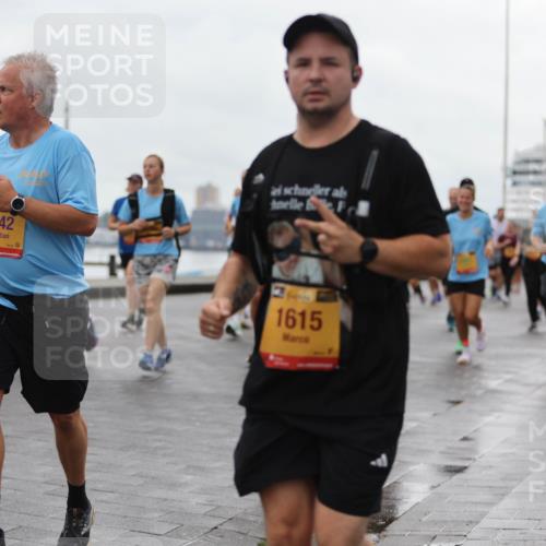 13.09.2026 - Kiel Lauf Andreas Tolksdorf http://msf.ph/oto/10404769 13.09.2026 11:05:47 Kiellinie 39, 11026, 1842, 1615 meine-sportfotos.de